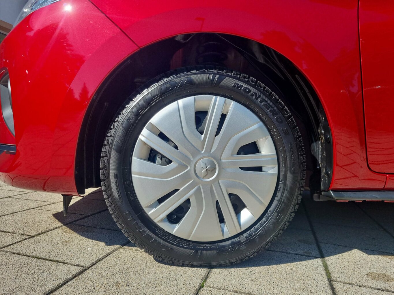 Fahrzeugabbildung Mitsubishi Space Star Select *Scheckheft* wenig km...
