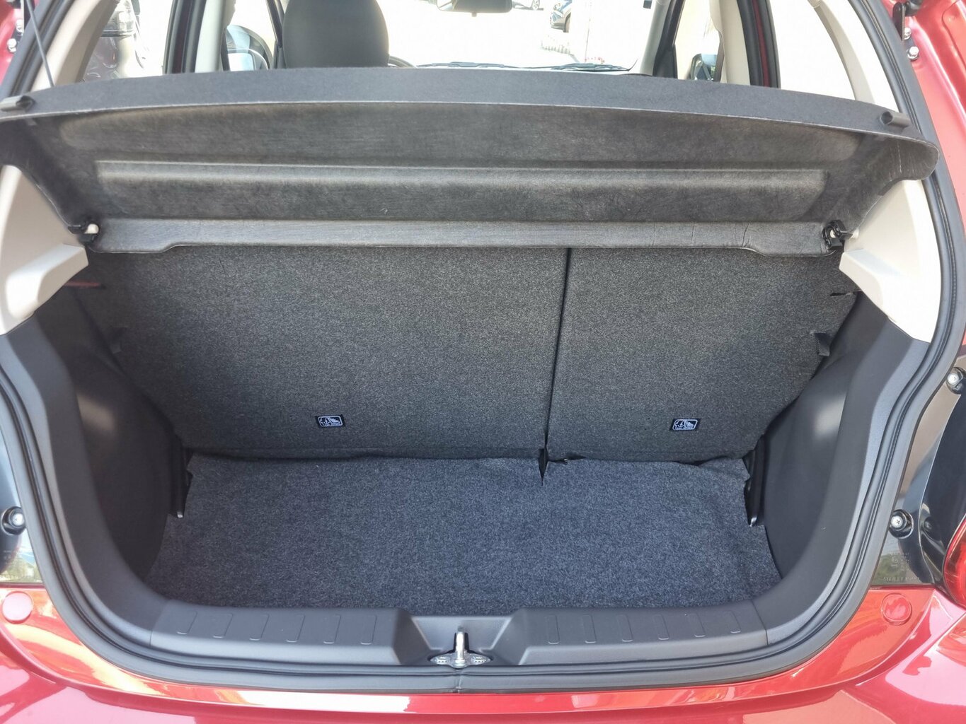 Fahrzeugabbildung Mitsubishi Space Star Select *Scheckheft* wenig km...