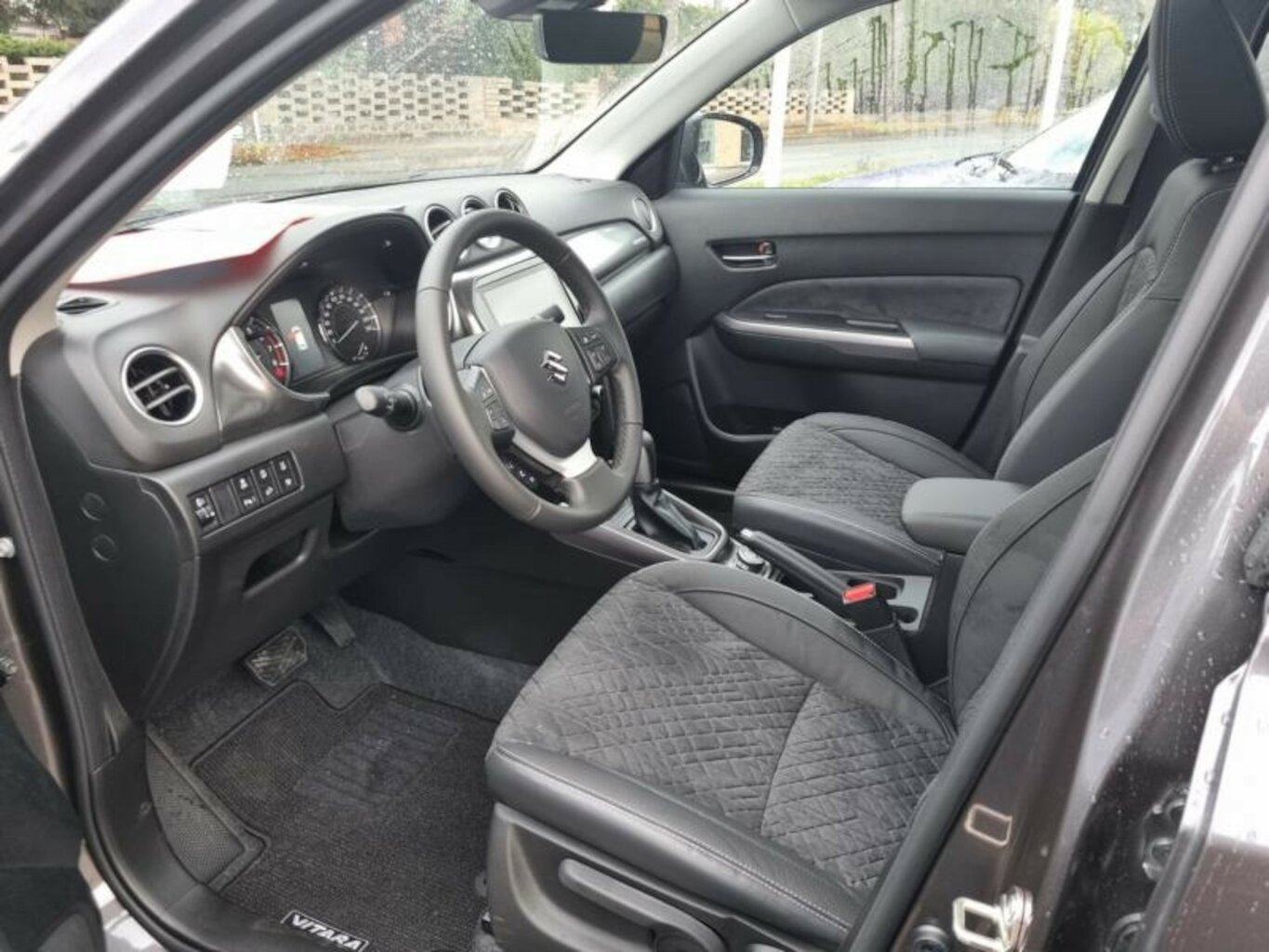 Fahrzeugabbildung Suzuki Vitara 1.4 Comfort+ PLUS Automatik...