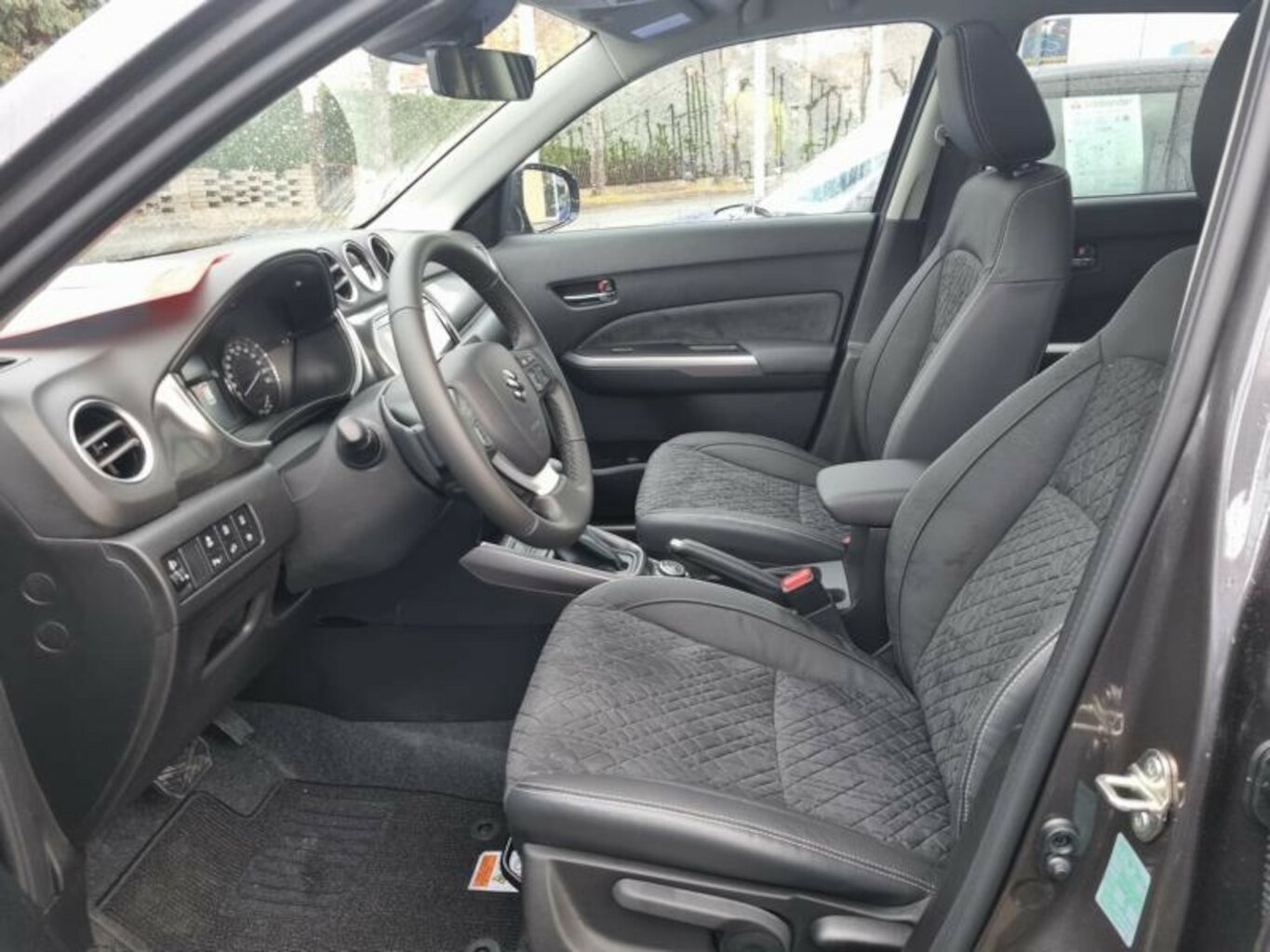 Fahrzeugabbildung Suzuki Vitara 1.4 Comfort+ PLUS Automatik...