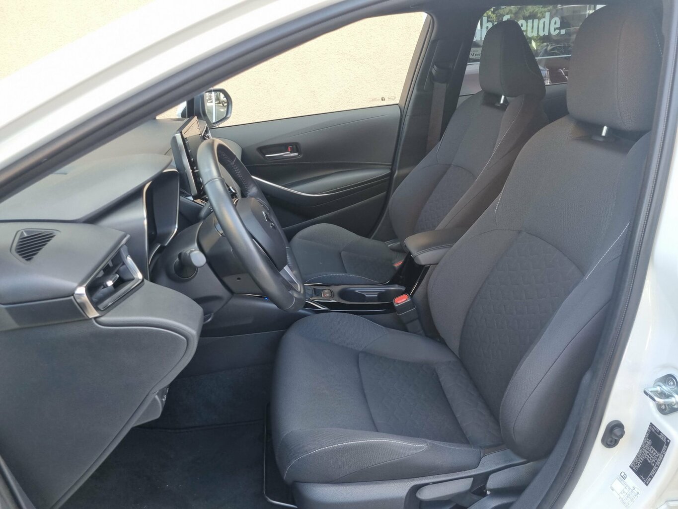 Fahrzeugabbildung Suzuki Swace Automatik Comfort+ Garantie bis 2029!...