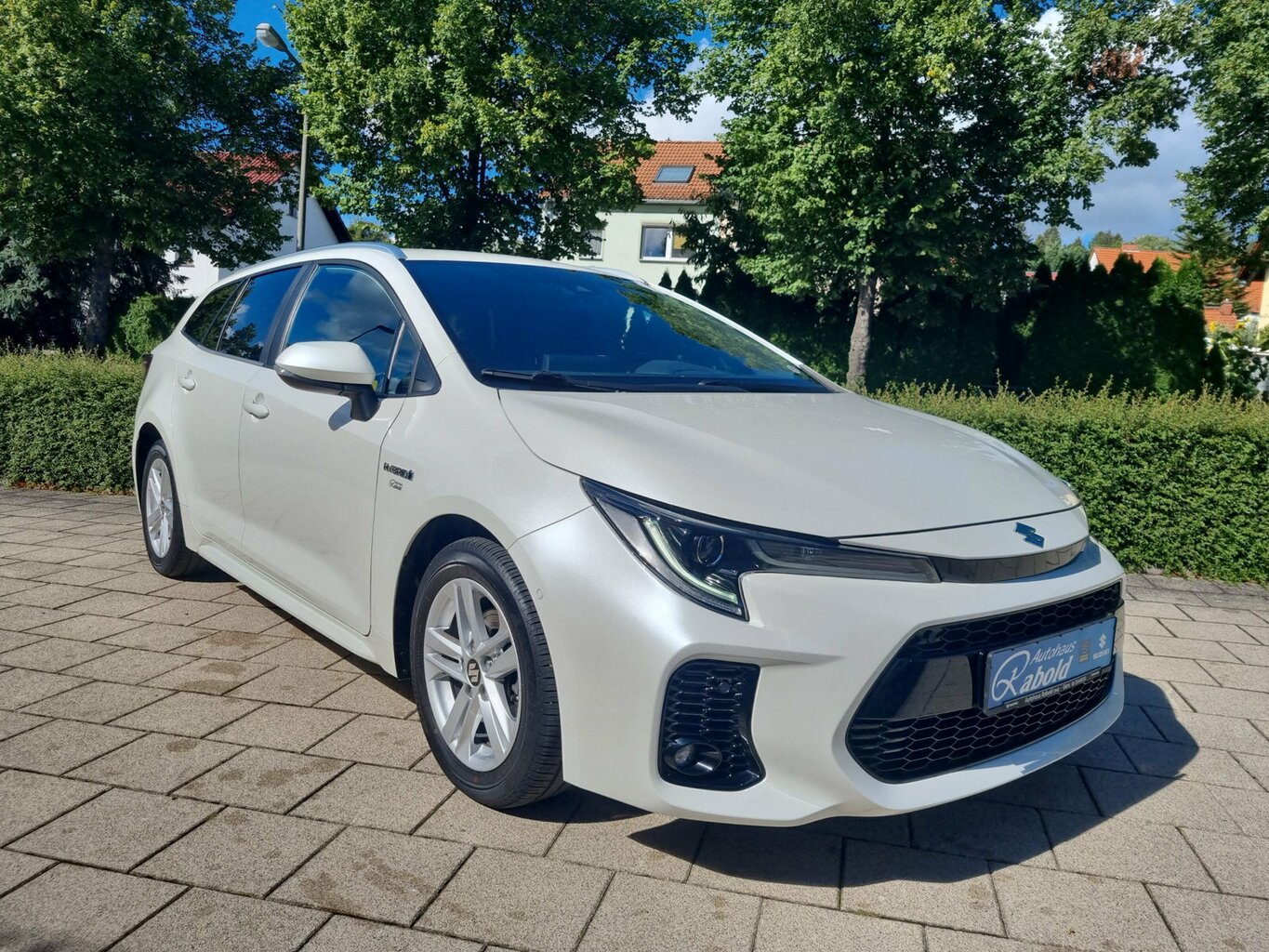 Fahrzeugabbildung Suzuki Swace Automatik Comfort+ Garantie bis 2029!...