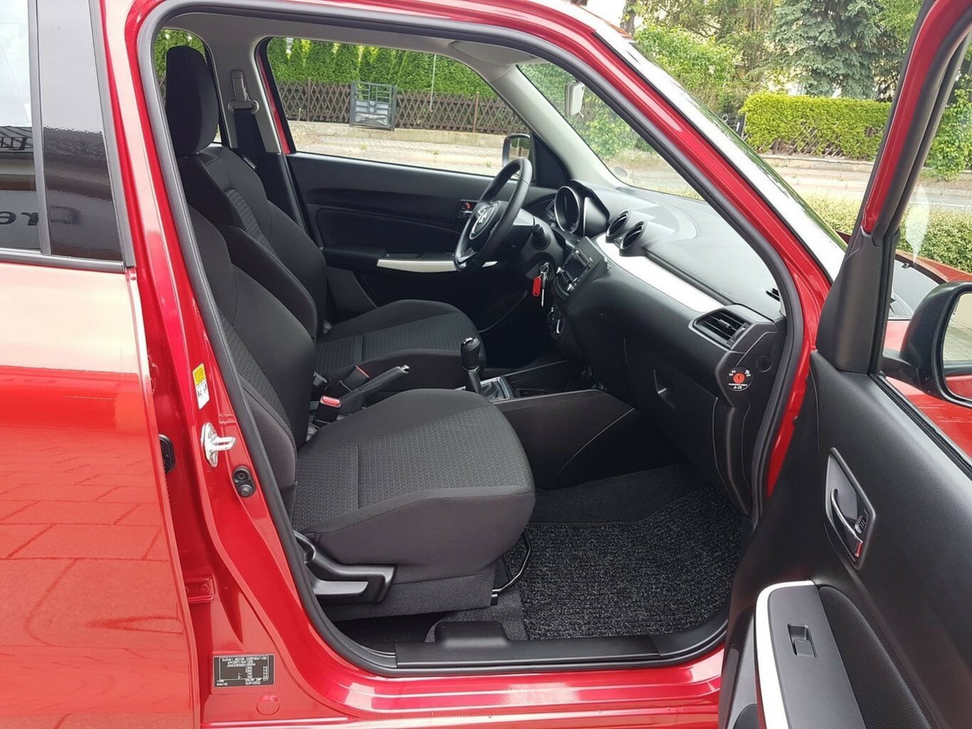 Fahrzeugabbildung Suzuki Swift Club *Scheckheft* *TOP*