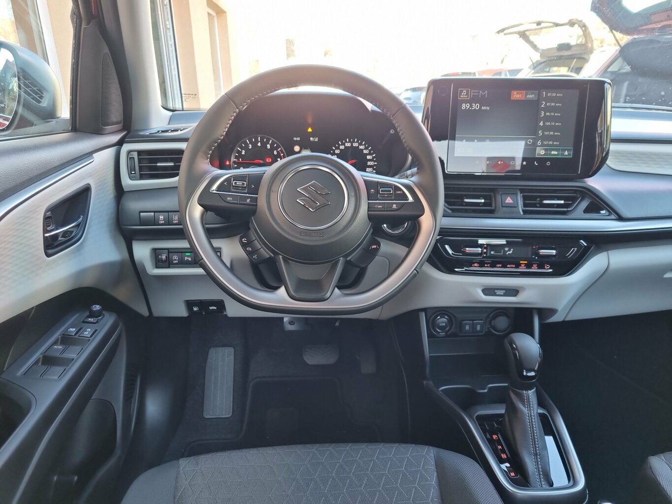 Fahrzeugabbildung Suzuki Swift Comfort+ NEUwagen *AUTOMATIK*...