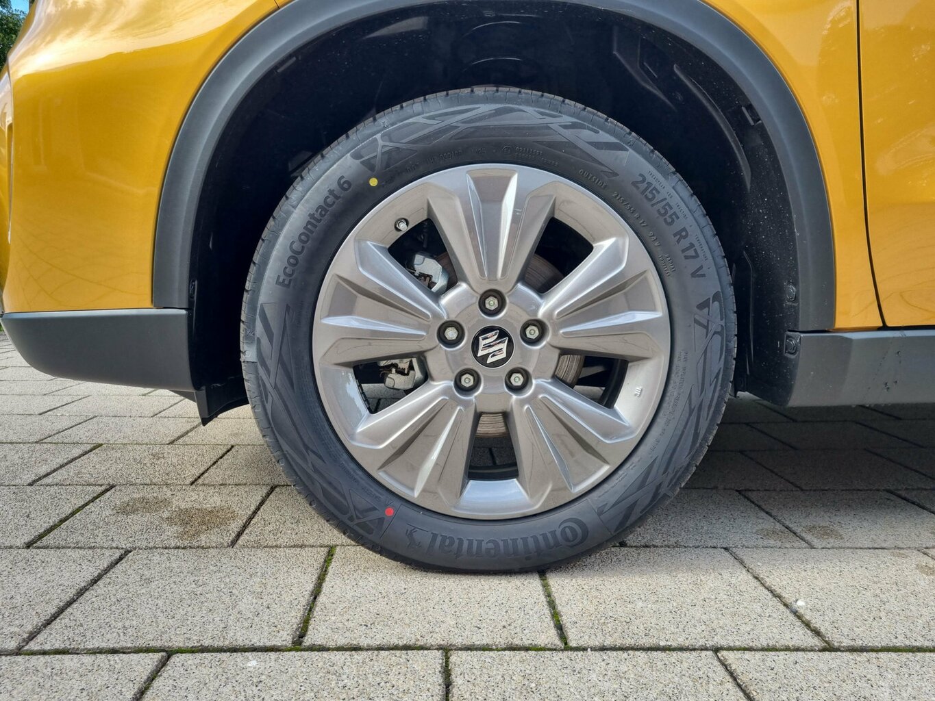 Fahrzeugabbildung Suzuki Vitara 1.4 Comfort Hybrid *LED* *Navi*