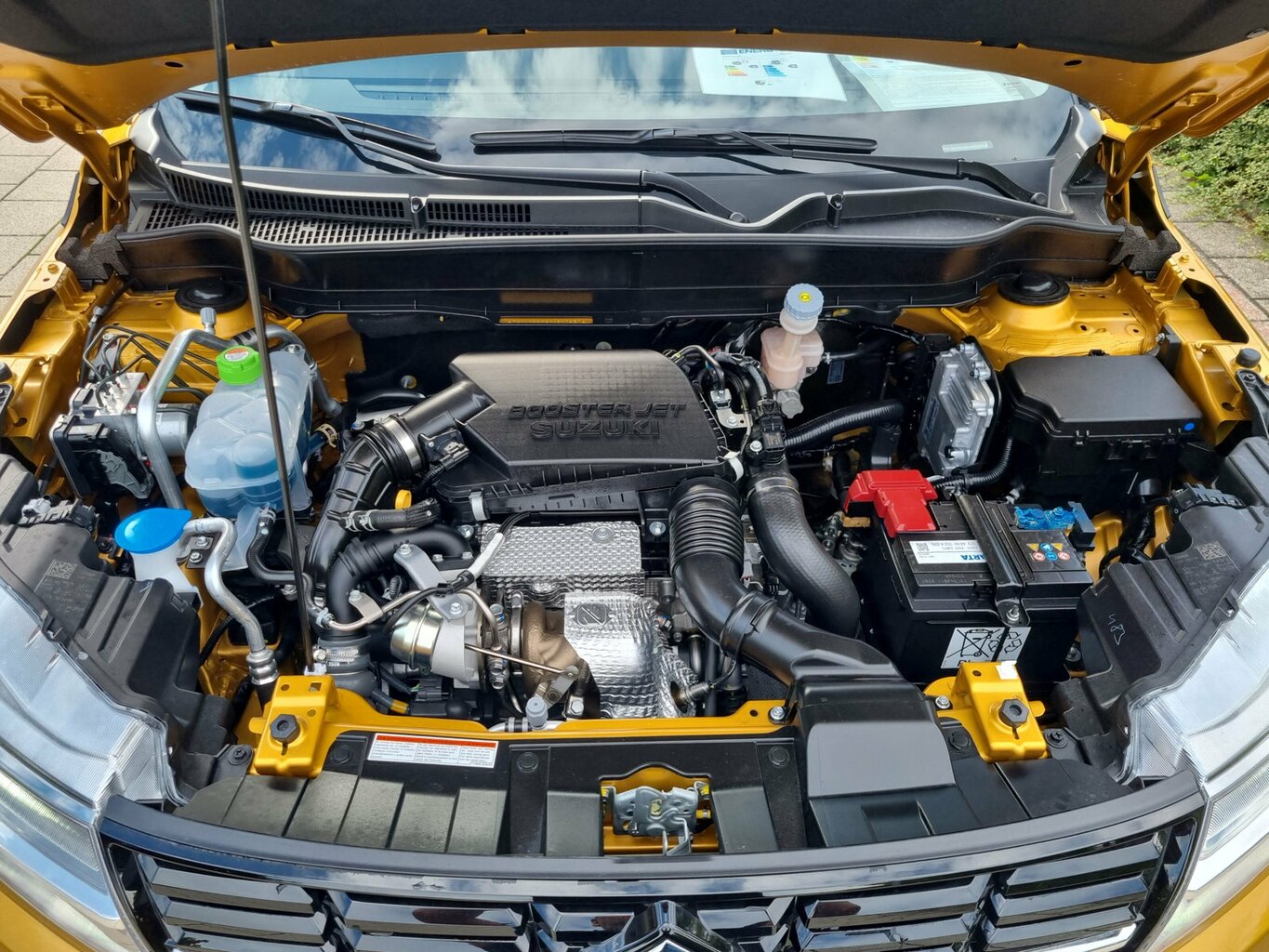 Fahrzeugabbildung Suzuki Vitara 1.4 Comfort Hybrid *LED* *Navi*