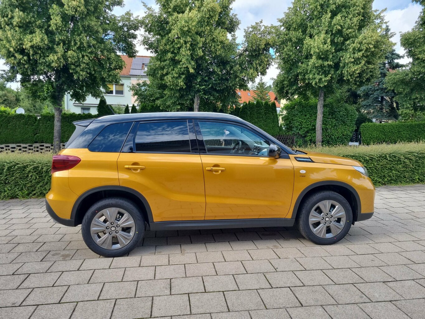 Fahrzeugabbildung Suzuki Vitara 1.4 Comfort Hybrid *LED* *Navi*