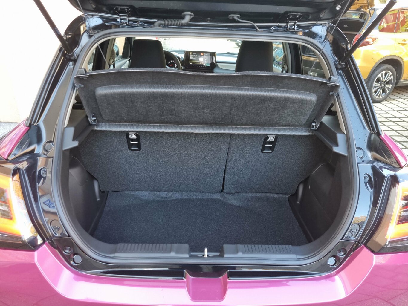 Fahrzeugabbildung Suzuki Swift Comfort+ NEUwagen *LADIES-Edition*