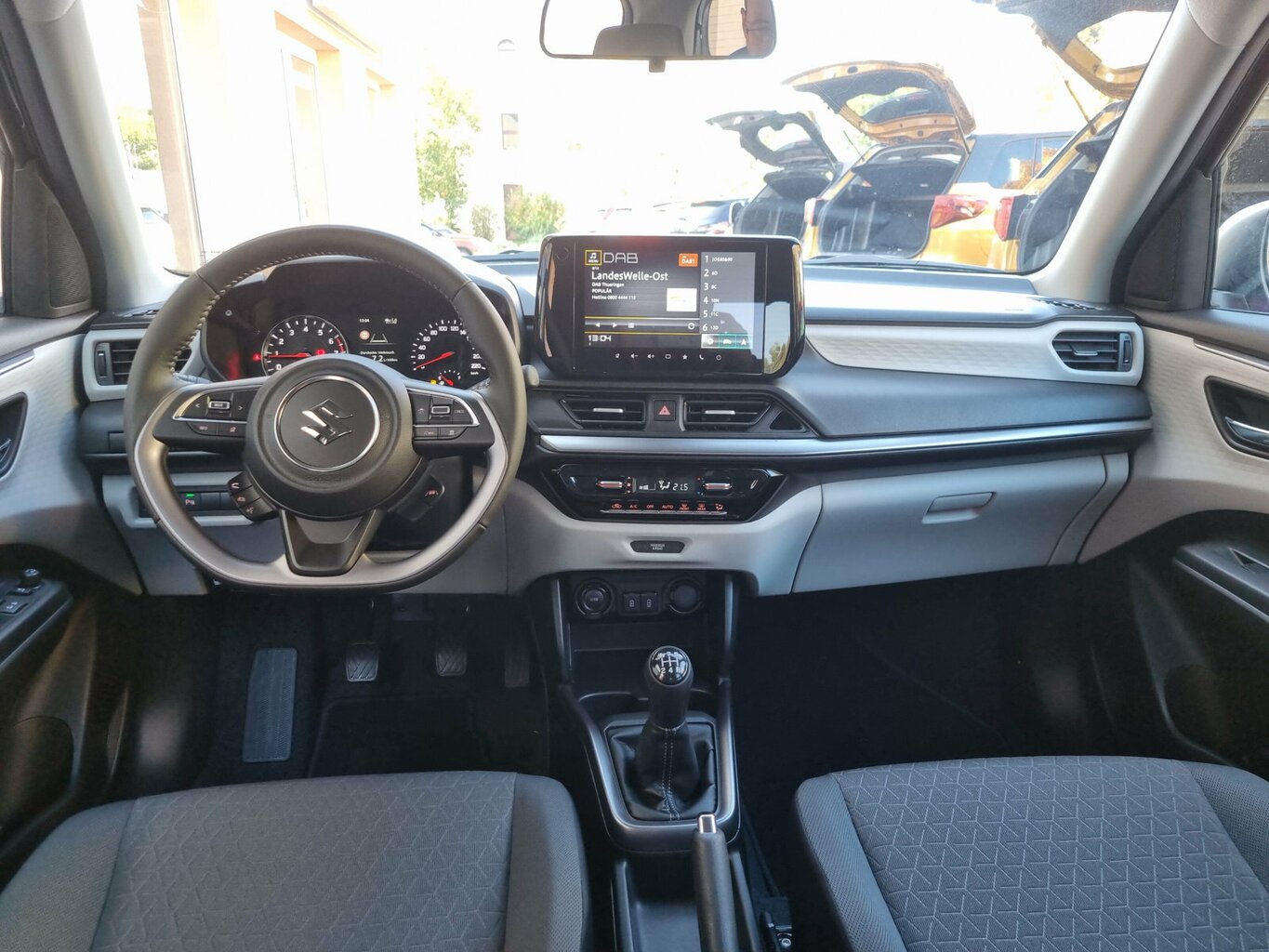 Fahrzeugabbildung Suzuki Swift Comfort+ NEUwagen *LADIES-Edition*