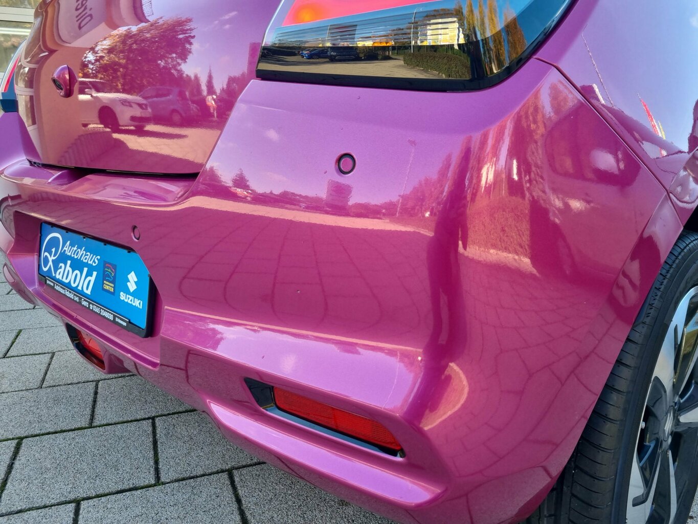 Fahrzeugabbildung Suzuki Swift Comfort+ NEUwagen *LADIES-Edition*
