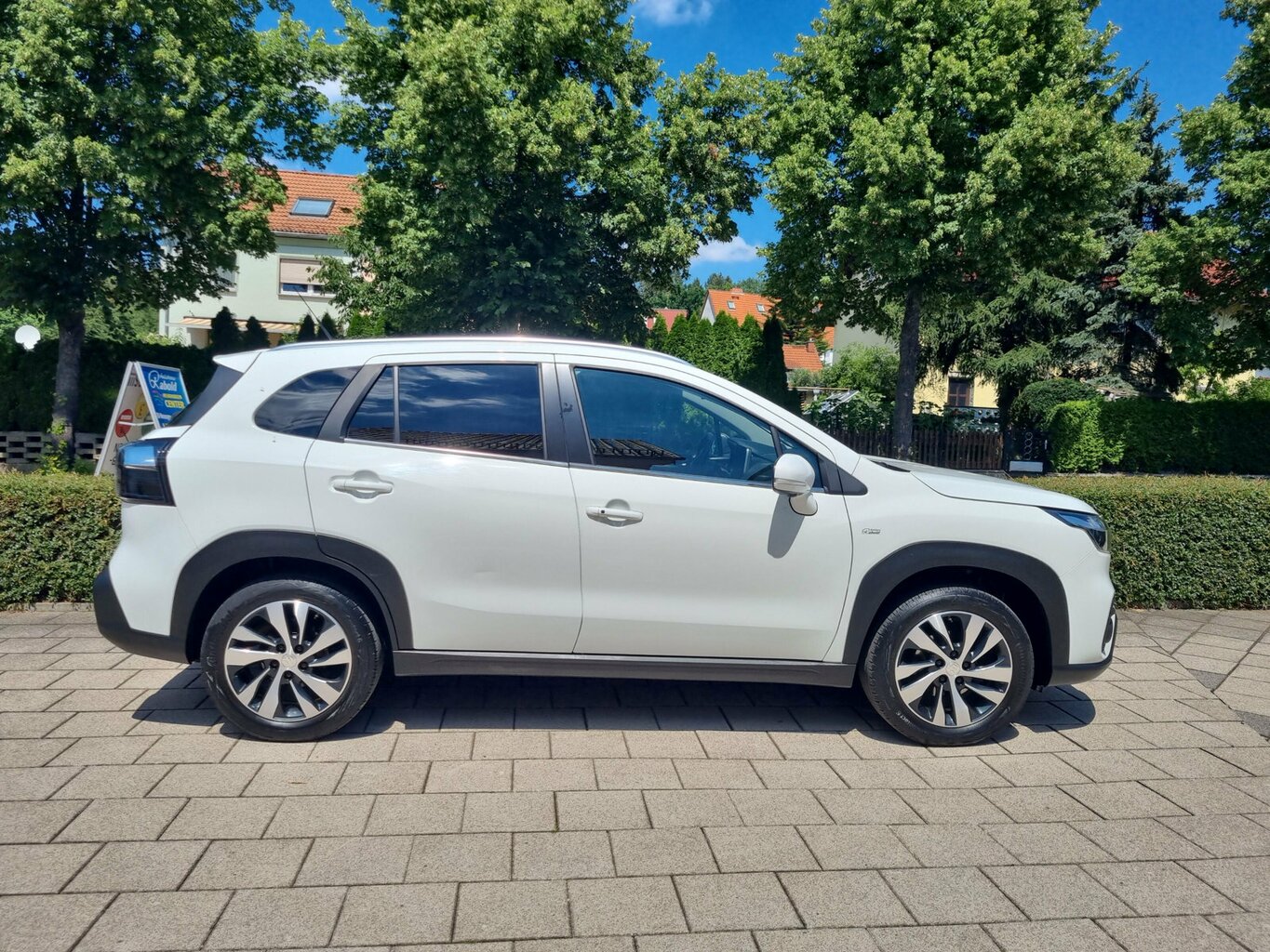 Fahrzeugabbildung Suzuki S-Cross Comfort+ *Automatik* Allrad *AHZV*...