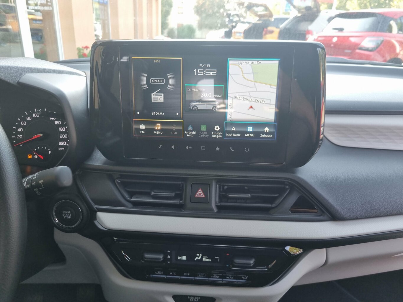 Fahrzeugabbildung Suzuki Swift *Navi* *PDC* *Kamera* *Tempomat ACC*