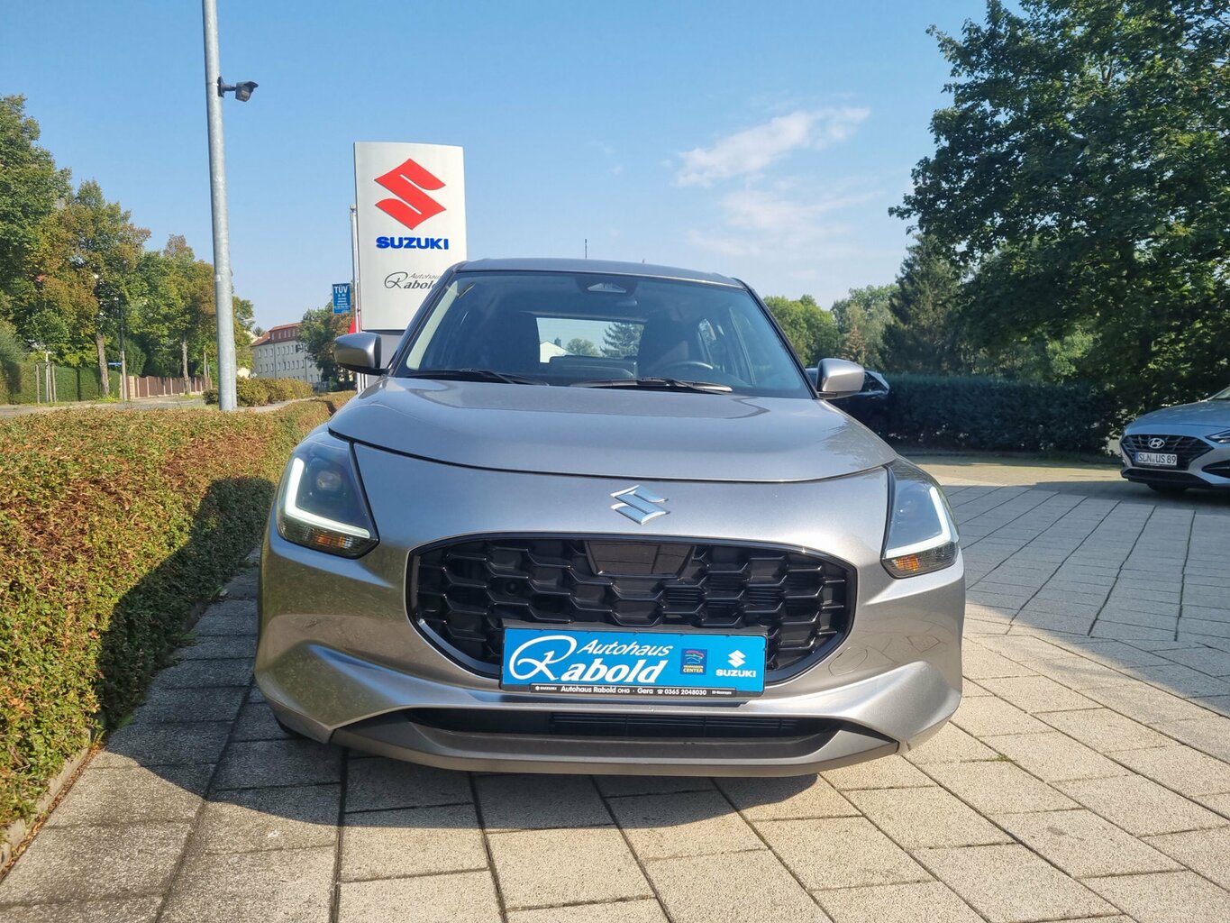Fahrzeugabbildung Suzuki Swift *Navi* *PDC* *Kamera* *Tempomat ACC*