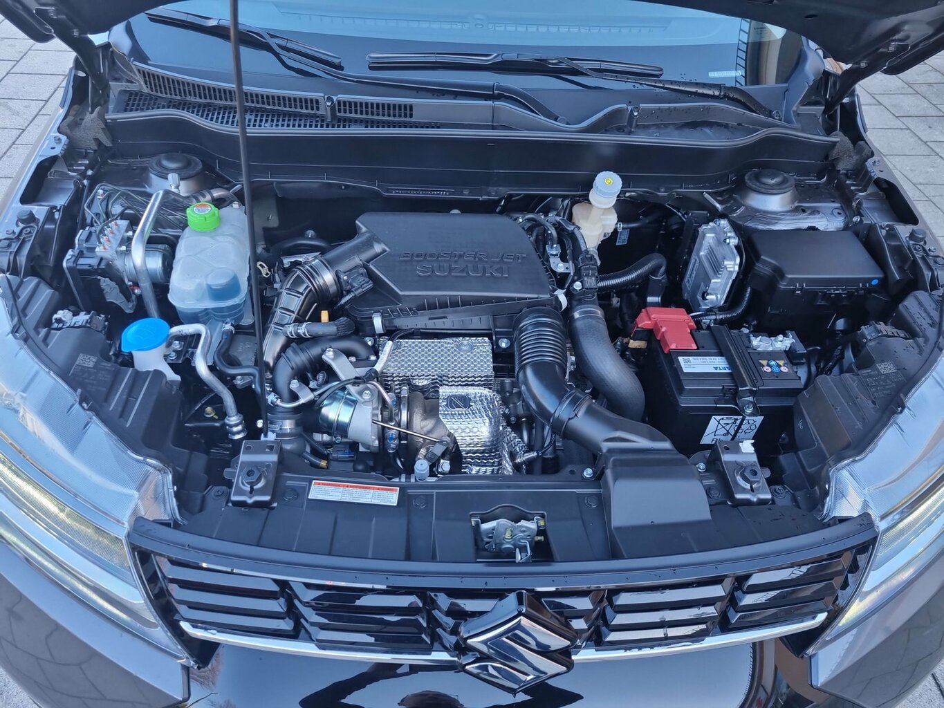 Fahrzeugabbildung Suzuki Vitara 1.4 Comfort Hybrid *LED* *Navi*