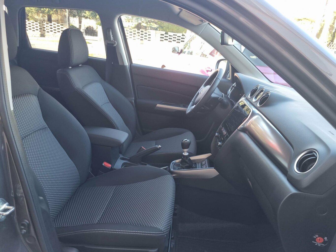 Fahrzeugabbildung Suzuki Vitara 1.4 Comfort Hybrid *LED* *Navi*