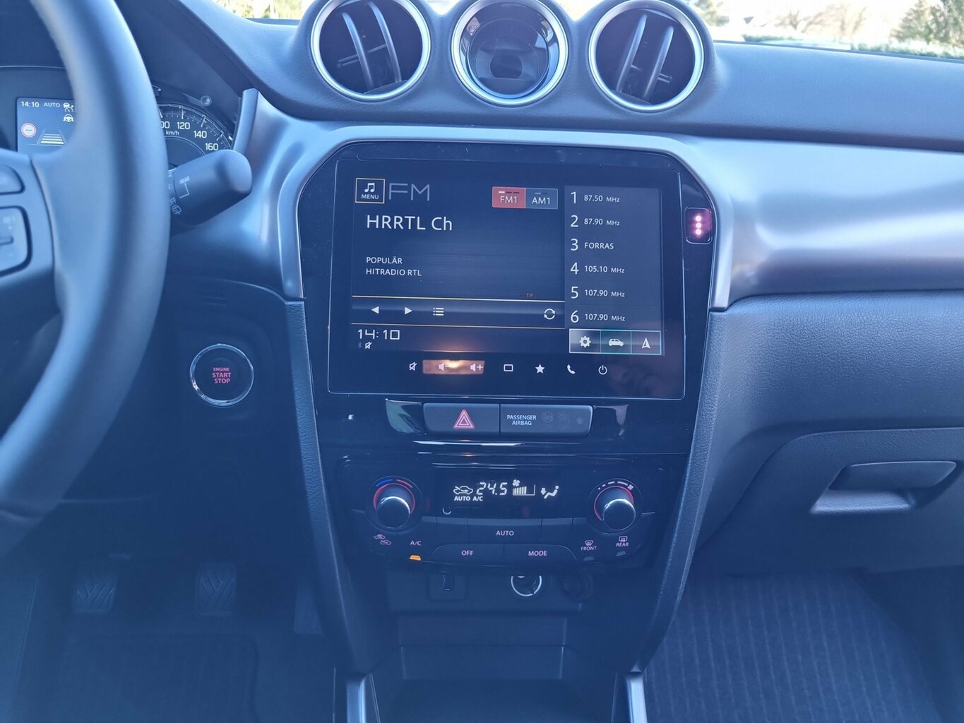Fahrzeugabbildung Suzuki Vitara 1.4 Comfort Hybrid *LED* *Navi*