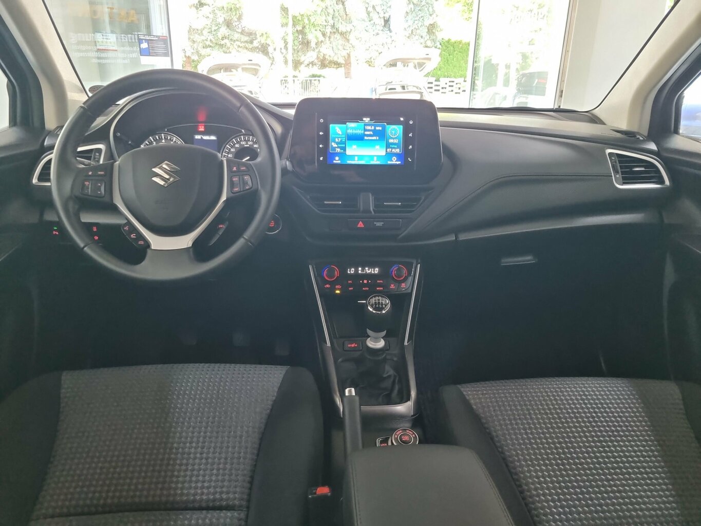 Fahrzeugabbildung Suzuki S-Cross Comfort Allrad *1. Hand* *AHZV*...