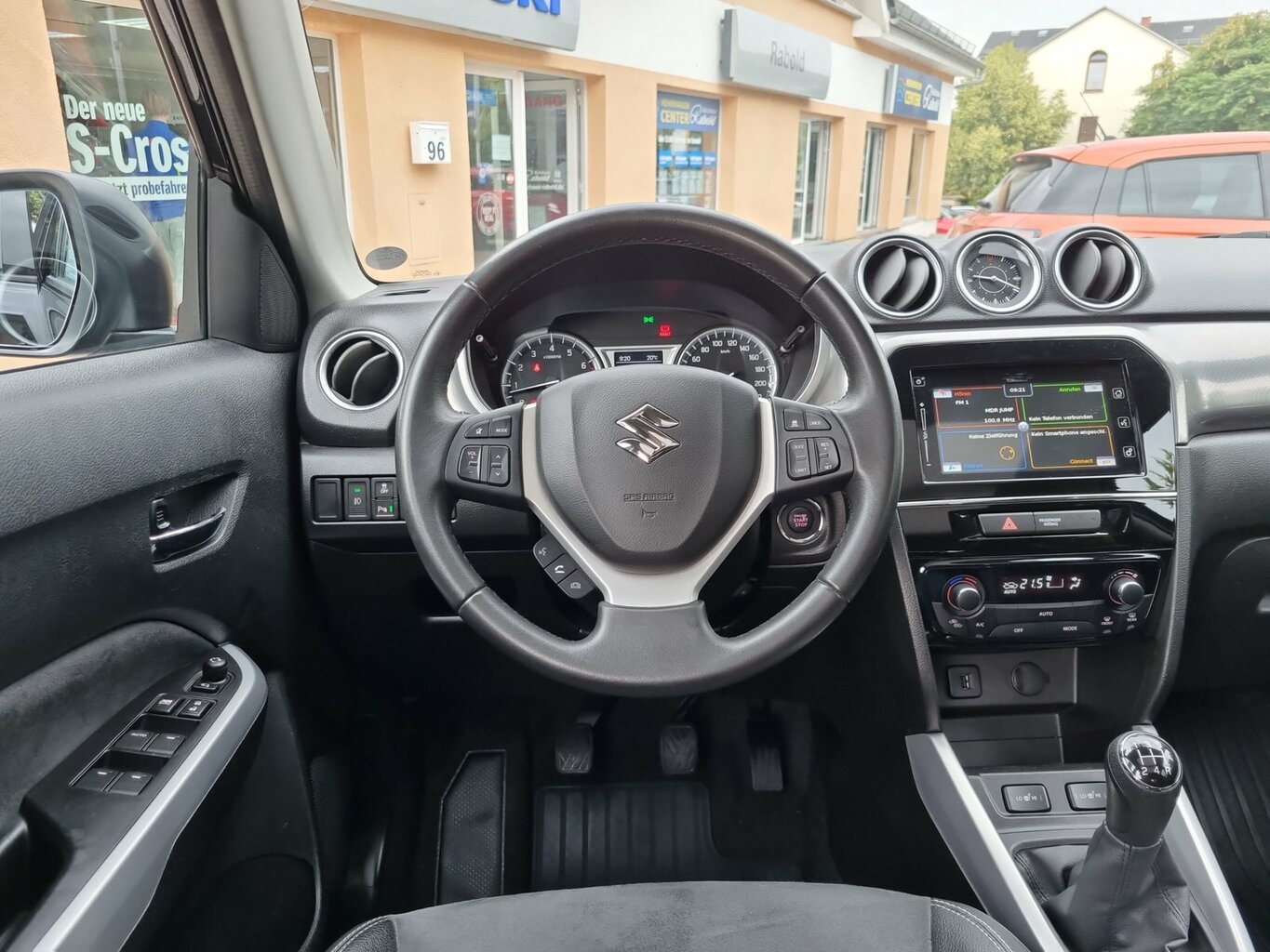 Fahrzeugabbildung Suzuki Vitara 1.6 Comfort+ Anhängekupplung *TOP*